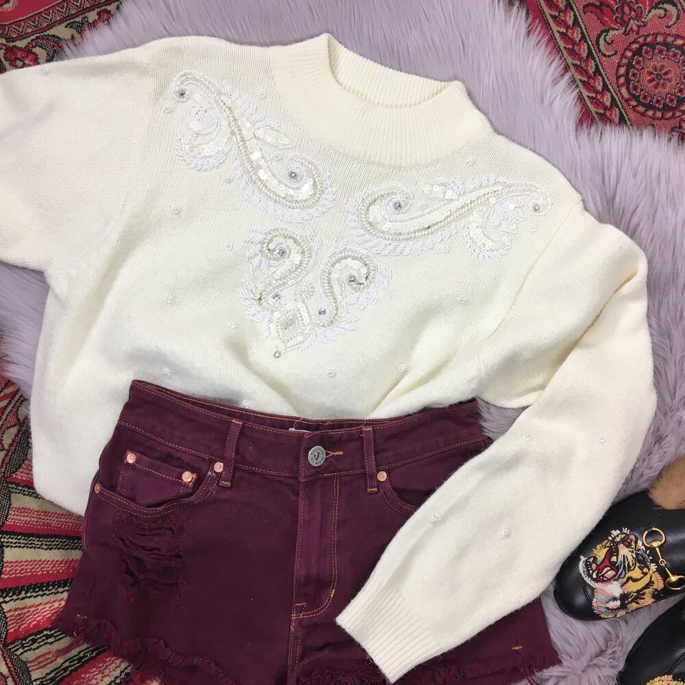 Vintage Alfred Dunner white beaded sequined embroidered sweater Size Medium
